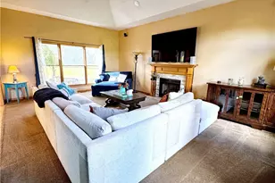 25137 Crosstie Trail, Columbia Station, OH 44028 - Photo 6