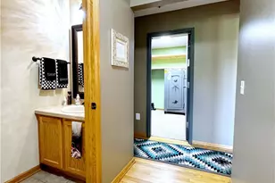 25137 Crosstie Trail, Columbia Station, OH 44028 - Photo 32