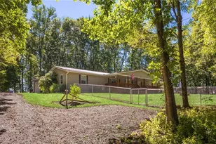 2038 Oldtown Valley Rd SE, New Philadelphia, OH 44663 - Photo 6