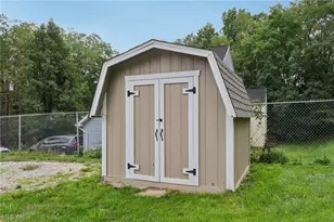 843 11th St SE, Massillon, OH 44646 - Photo 24
