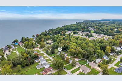 5821 Lake Road, Mentor on the Lake, OH 44060 - Photo 4