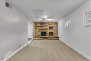 5821 Lake Rd, Mentor on the Lake, OH 44060 - Photo 26