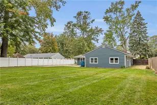 5821 Lake Rd, Mentor on the Lake, OH 44060 - Photo 34