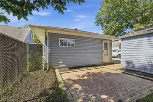 221 Carnegie, Youngstown, OH 44515 - Photo 18