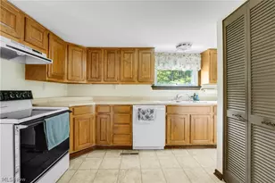 9794 Stukey Ln, Chardon, OH 44024 - Photo 22
