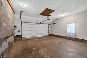 2684 Burlingham Dr, Ashtabula, OH 44004 - Photo 38