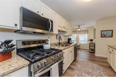 2114 W Reserve Circle, Avon, OH 44011 - Photo 12