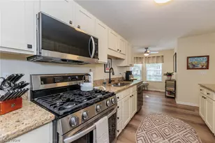 2114 W Reserve Cir, Avon, OH 44011 - Photo 12