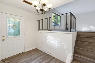 10472 Woodchuck Court, Twinsburg, OH 44087 - Photo 2