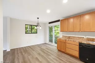 10472 Woodchuck Ct, Twinsburg, OH 44087 - Photo 14