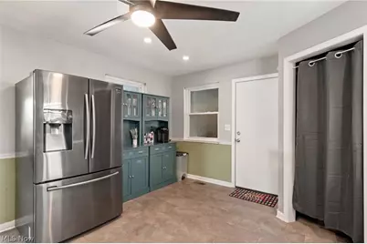 860 Meridian Street, Akron, OH 44310 - Photo 4
