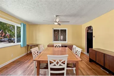 860 Meridian Street, Akron, OH 44310 - Photo 6