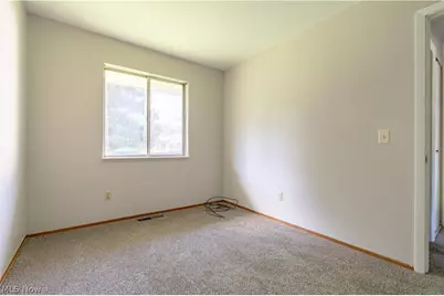 227 Pershing Avenue NW, Massillon, OH 44646 - Photo 12