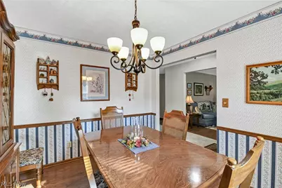 3240 Forest Overlook Drive, Green Hills, OH 44131 - Photo 4