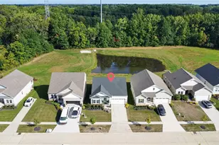 752 Hampshire Ct, Amherst, OH 44001 - Photo 8