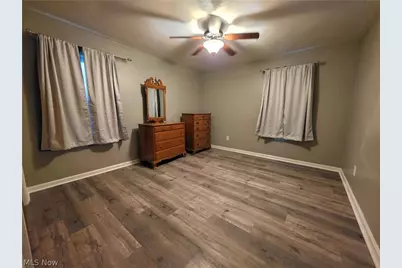 429 W 41st Street, Shadyside, OH 43947 - Photo 14