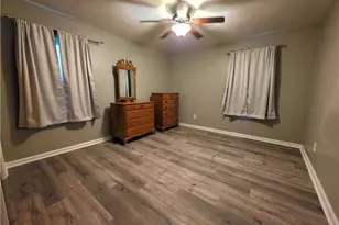 429 W 41st St, Shadyside, OH 43947 - Photo 14