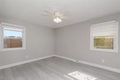 956 Brockton Avenue NW, Massillon, OH 44646 - Photo 24