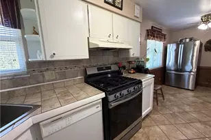 127 St Ann Way, Weirton, WV 26062 - Photo 10