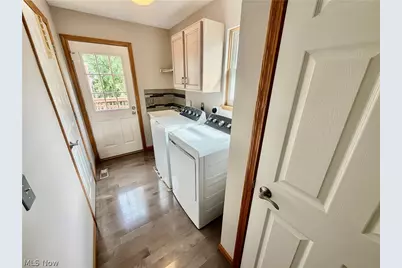 36255 Sandy Knoll Drive, Eastlake, OH 44095 - Photo 24