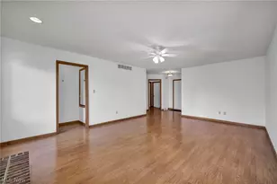 441 Pemberton Dr, Elyria, OH 44035 - Photo 16