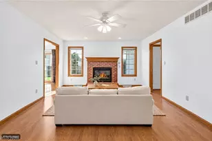 441 Pemberton Dr, Elyria, OH 44035 - Photo 14