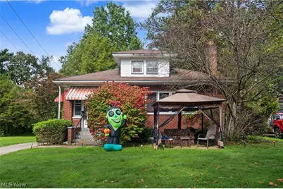 154 Hollywood Avenue, Youngstown, OH 44512 - Photo 1