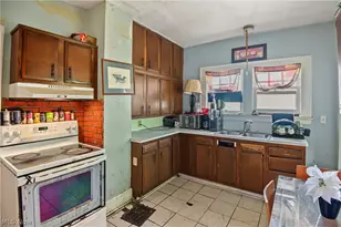 154 Hollywood Ave, Youngstown, OH 44512 - Photo 6