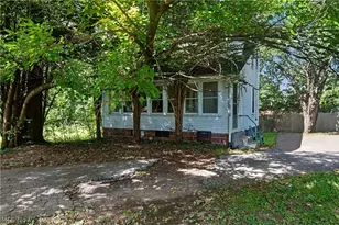 154 Hollywood Ave, Youngstown, OH 44512 - Photo 20