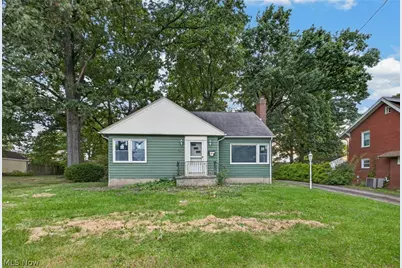 132 S Main Street, Austintown, OH 44515 - Photo 1