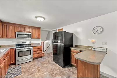 1598 Luanna Drive, Eastlake, OH 44095 - Photo 10