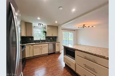 10383 Belleau Drive, Twinsburg, OH 44087 - Photo 4