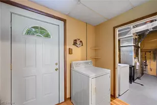 13597 Woodworth Rd, New Springfield, OH 44443 - Photo 16