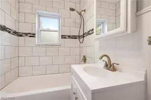 2415 Goodenough Ave, Akron, OH 44320 - Photo 10