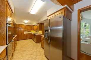 4894 Coldbrook Dr, Mantua, OH 44255 - Photo 16