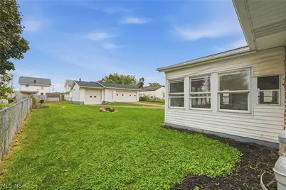 920 Clinton Avenue SW, Canton, OH 44706 - Photo 10