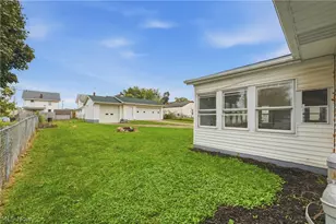 920 Clinton Ave SW, Canton, OH 44706 - Photo 10