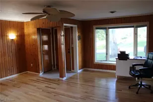 226 Willowwood Dr, Chippewa Lake, OH 44215 - Photo 8