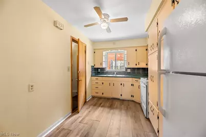 1770 Tanglewood Drive, Akron, OH 44313 - Photo 6