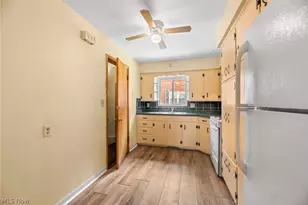 1770 Tanglewood Dr, Akron, OH 44313 - Photo 6