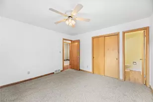1770 Tanglewood Dr, Akron, OH 44313 - Photo 10