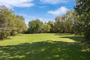 4502 Broadway Ave NE, Louisville, OH 44641 - Photo 12