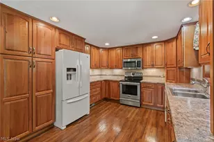 4502 Broadway Ave NE, Louisville, OH 44641 - Photo 16