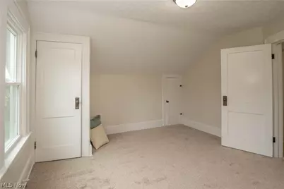 1250 Saint Michaels Avenue, Akron, OH 44320 - Photo 18