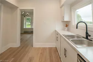 1250 St Michaels Ave, Akron, OH 44320 - Photo 12
