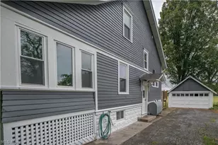 1250 St Michaels Ave, Akron, OH 44320 - Photo 32