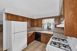 3305 Banyan St NW, Massillon, OH 44646 - Photo 8