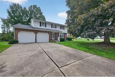 3305 Banyan Street NW, Massillon, OH 44646 - Photo 2