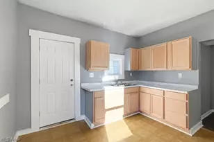 290-292 E South St, Akron, OH 44311 - Photo 12