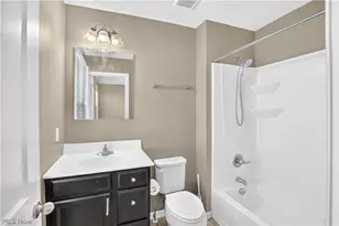 106 Preserve Cir, Amherst, OH 44001 - Photo 20